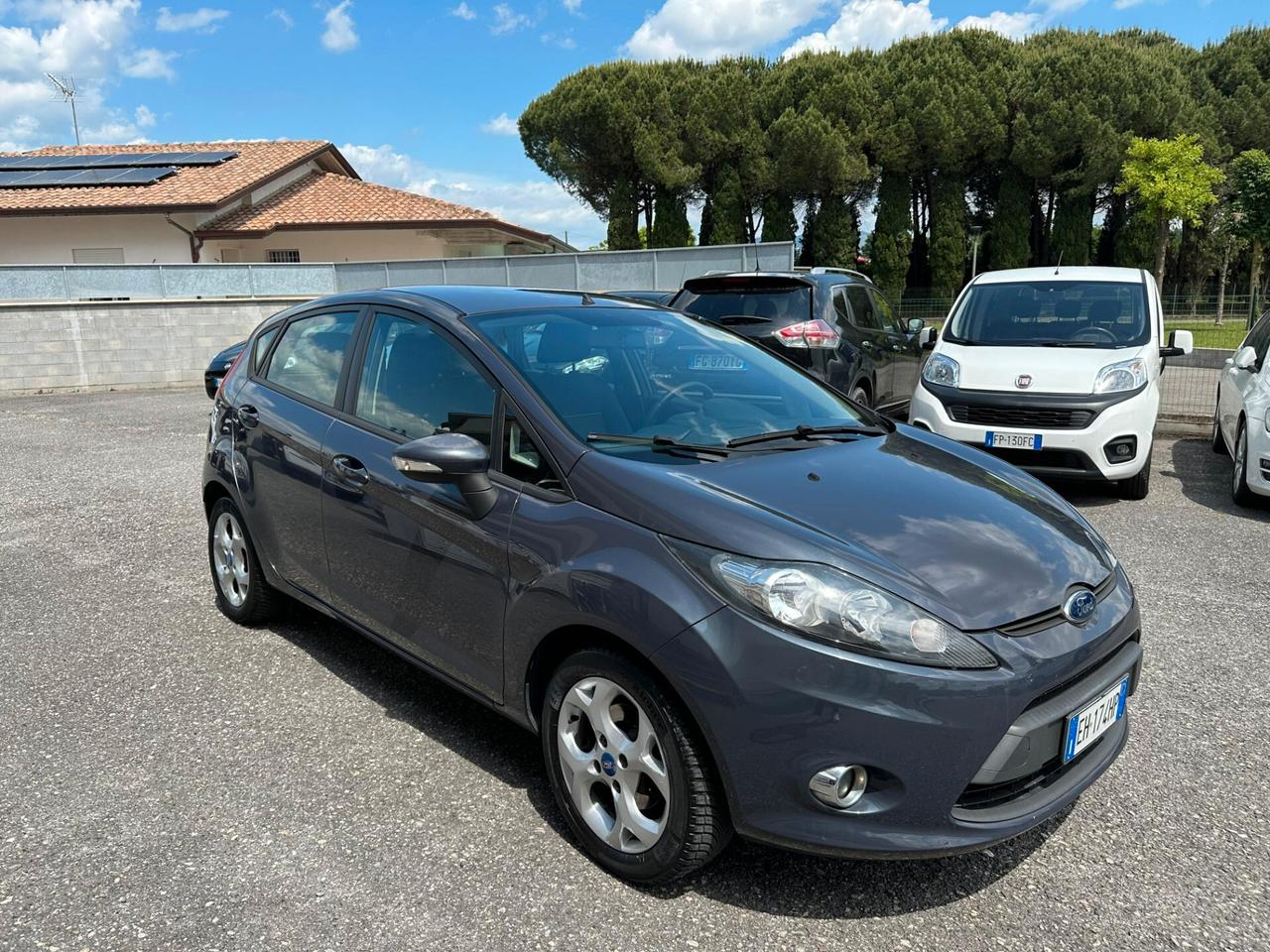 Ford Fiesta 1.4 TDCi 70CV 5 porte Titanium