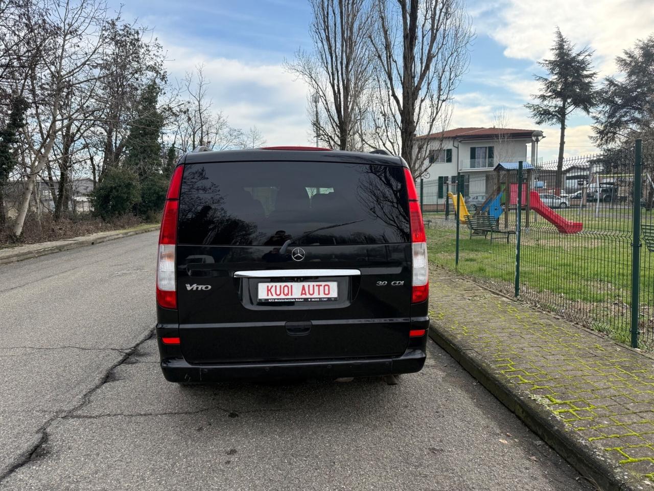 Mercedes-Vito 3.0 CDI PULMINO 8 POSTI - OK PERMUTE