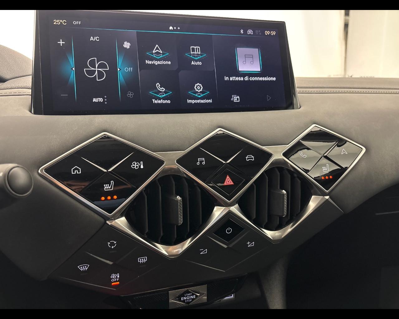 DS AUTOMOBILES DS3 1.5 bluehdi Opera 130cv auto