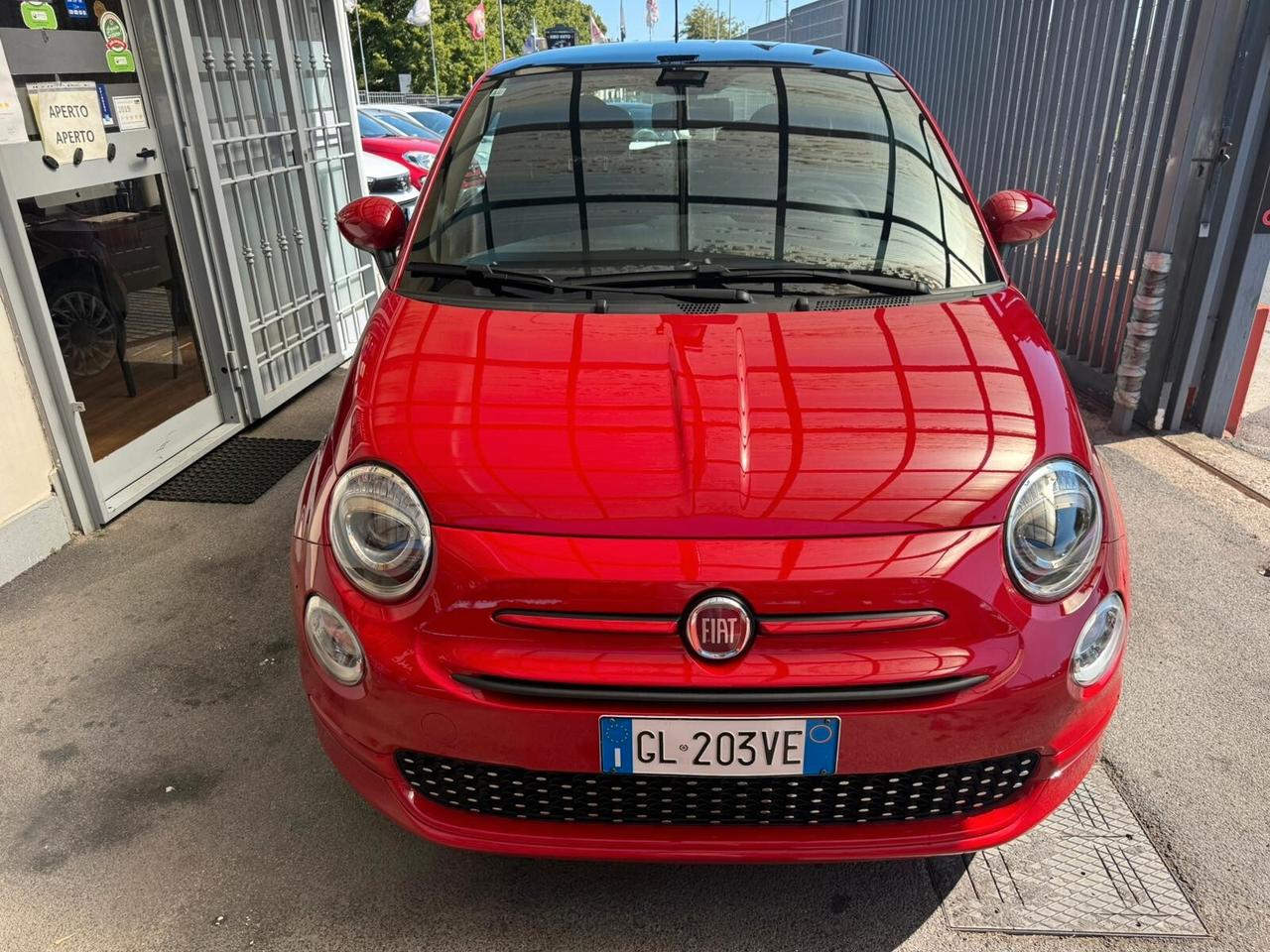 Fiat 500 1.0 Hybrid Red