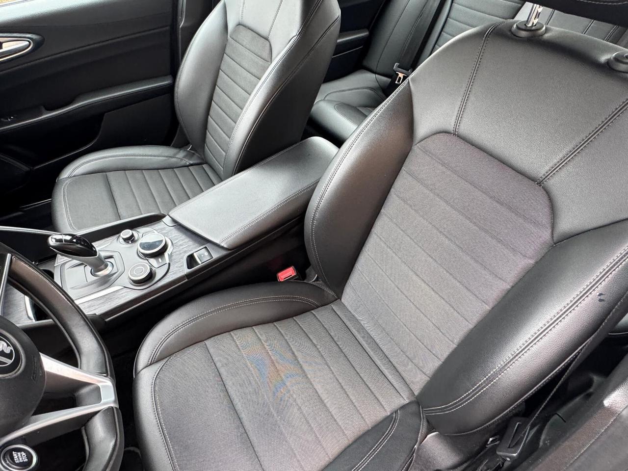 Alfa Romeo Giulia Super 2.2 JTDM 160cv Automatica