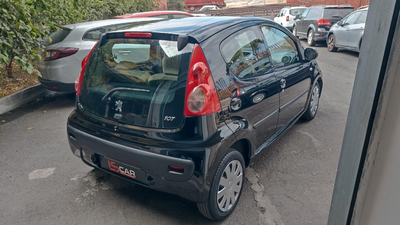 Peugeot 107 1.0 68CV 5p. Sweet Years