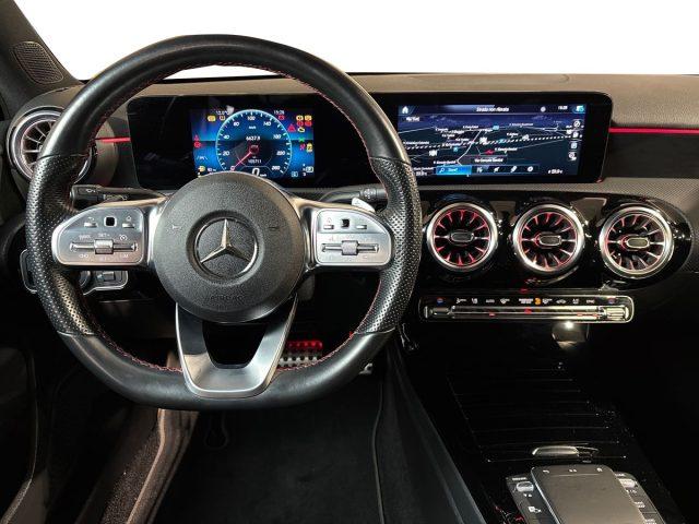 MERCEDES-BENZ A 180 d Automatic Premium