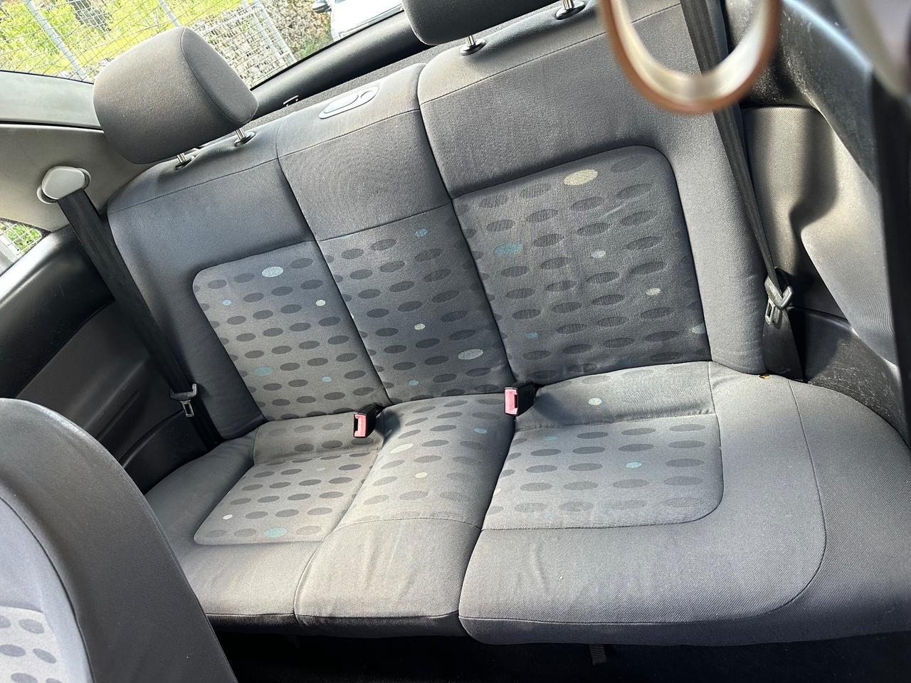 Volkswagen New Beetle 1.9 TDI 101CV