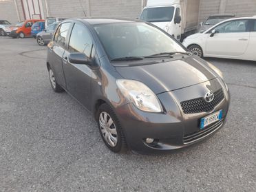 Toyota Yaris 1.3 5 porte