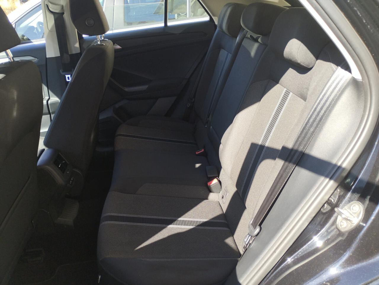 Volkswagen T-Roc 2.0 TDI SCR Business BlueMotion Technology