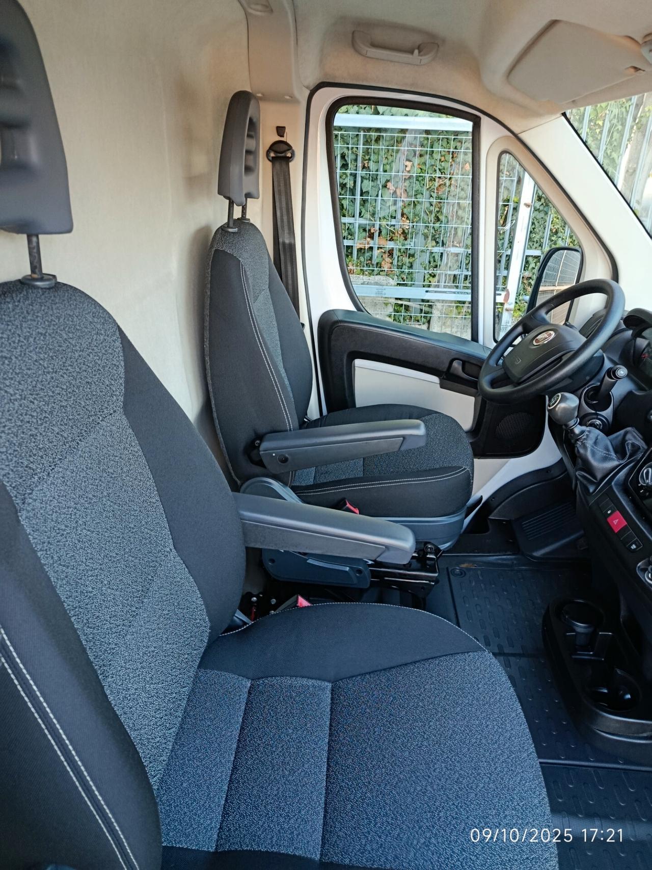 Fiat Ducato 2.3 MJT 130CV Furgone Maxi PROMISCUO vend 8500 visto e piaciuto 10500 con garanzia