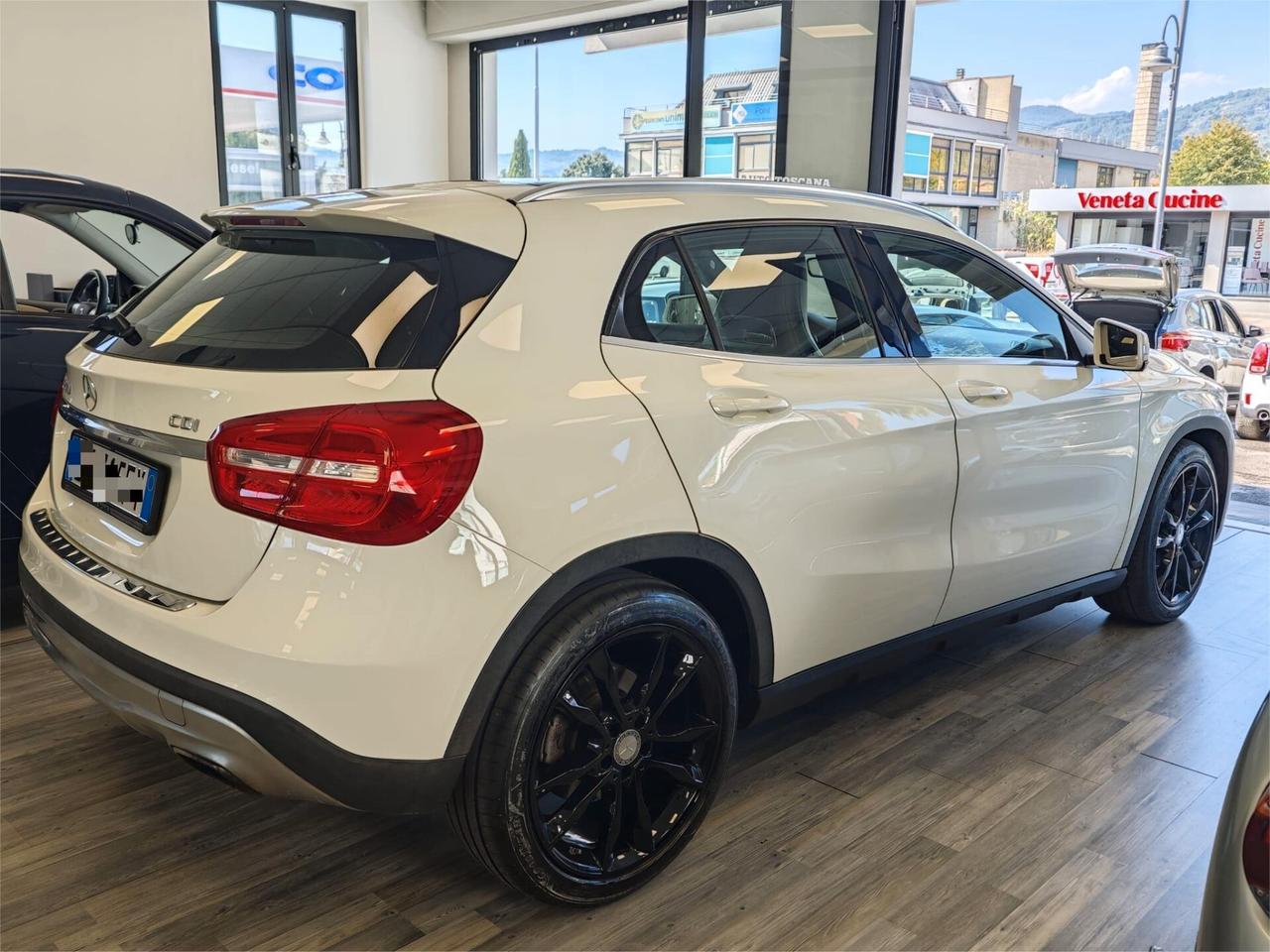 Mercedes-benz GLA 200 CDI Premium