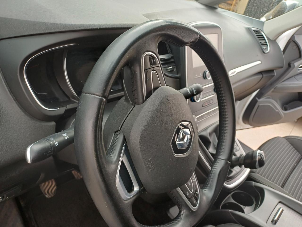 Renault Scenic Scénic dCi 8V 110 CV EDC Energy Intens