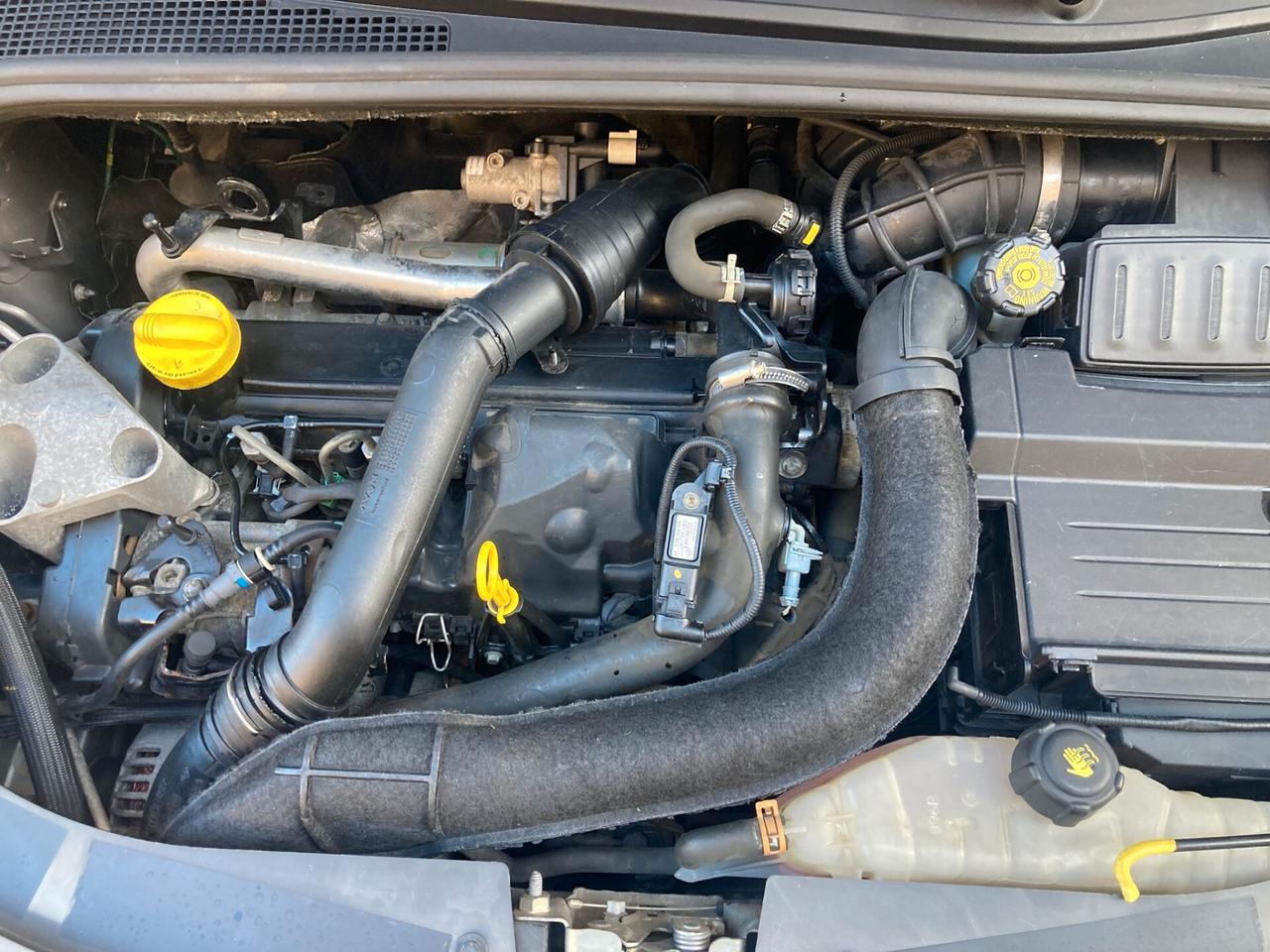 Renault Clio 1.5 dCi - IDEALE X NEOPATENTATI - 2010