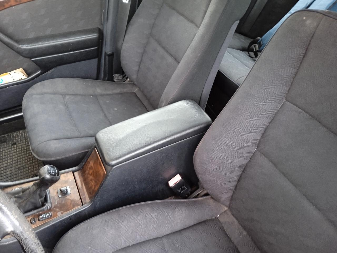 Mercedes-benz C 200 C 200 Kompressor cat S.W. Elegance