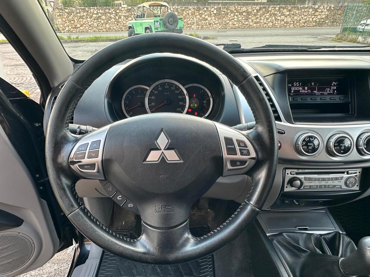 Mitsubishi L200 2.5 DI-D Edition 20 Doppelkabine 4WD