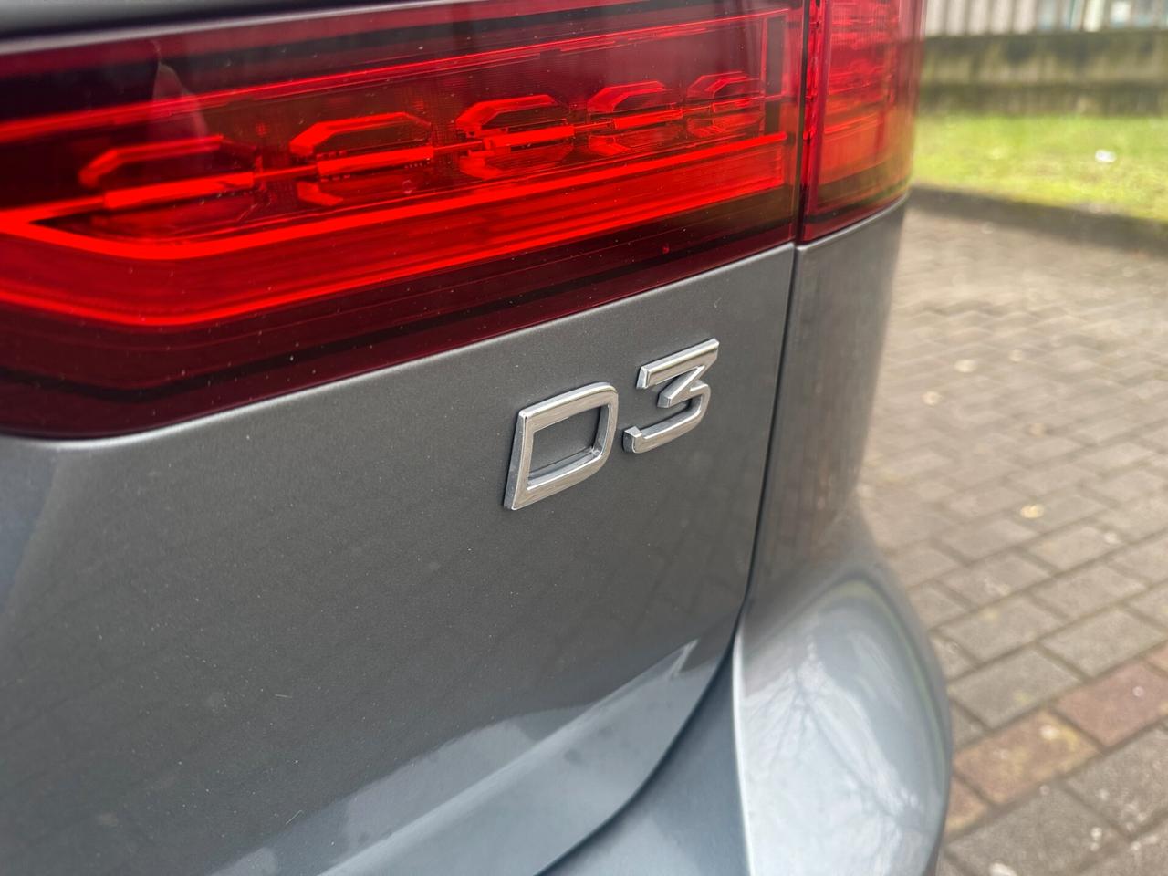 Volvo V60 2.0 d3 Momentum Business Pro auto my21