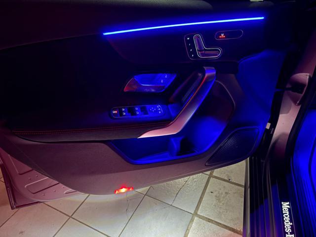 MERCEDES-BENZ A 200 d Automatic Premium Amg Night edition TETTO