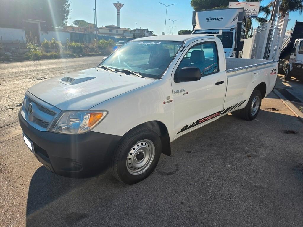 Toyota Hilux 2.5 D-4D 2WD 2p. Pick-up