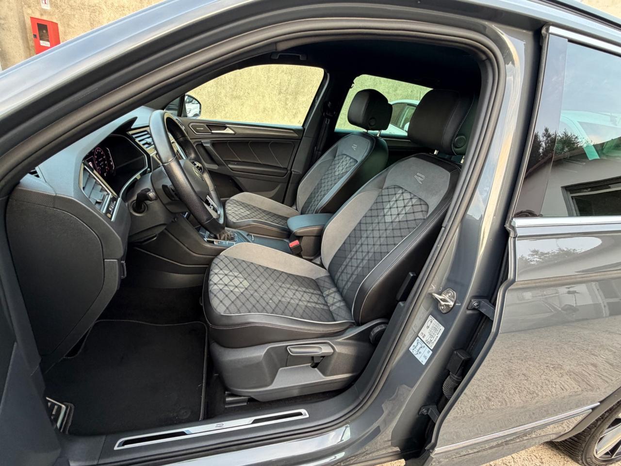 Volkswagen Tiguan 2.0TDI 150CV DSG R-Line 2022