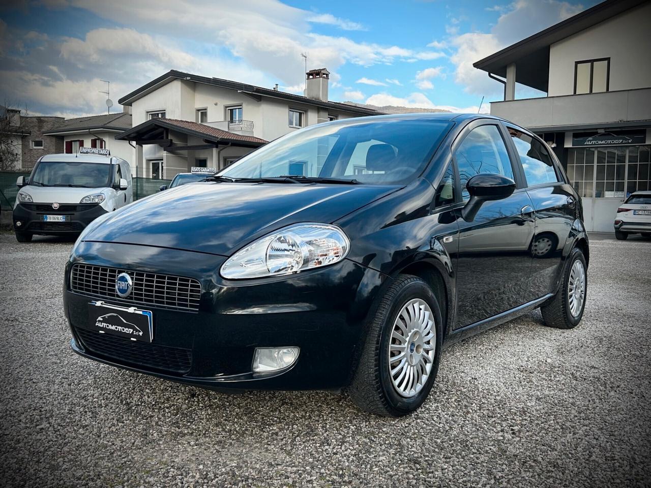 Fiat Grande Punto 1.2 5 porte-UNIPROPRIETARIO-NEOPATENTATI
