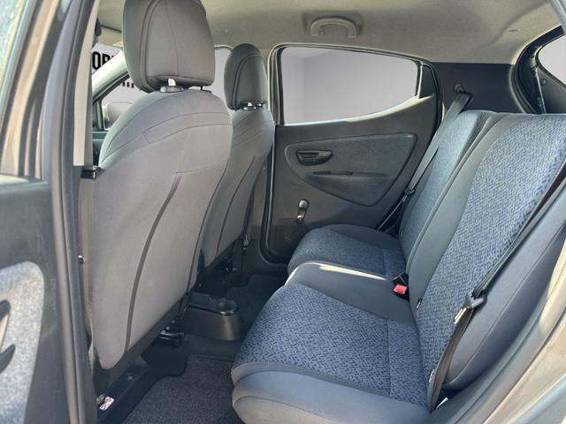 LANCIA Ypsilon 1.0 FireFly 5 porte S&S Hybrid Ecochic Silver