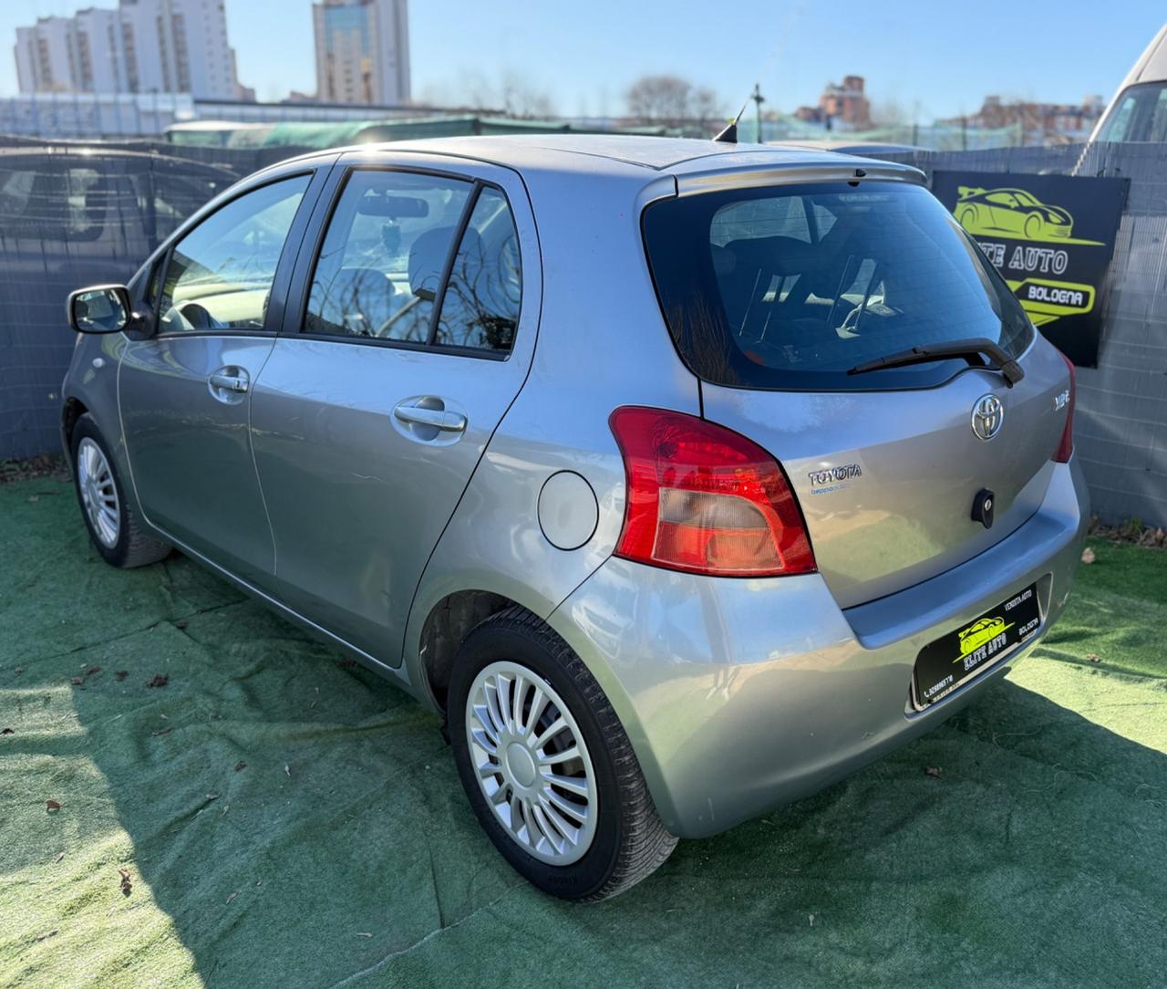 Toyota YARIS 1.0 BENZINA SOL NEOPATENTATI 5 PORTE