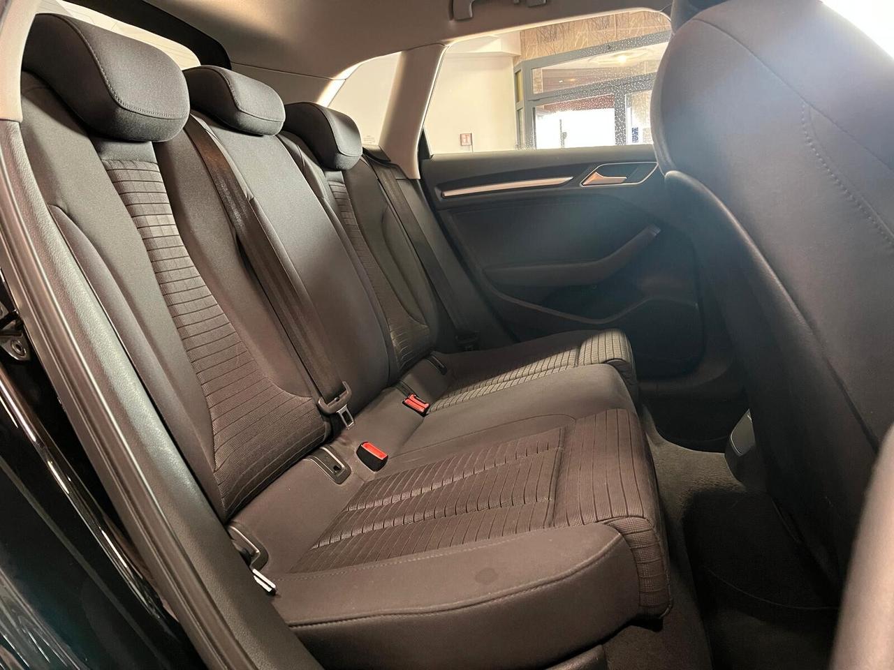 Audi A3 1.6 TDI clean diesel S tronic Business