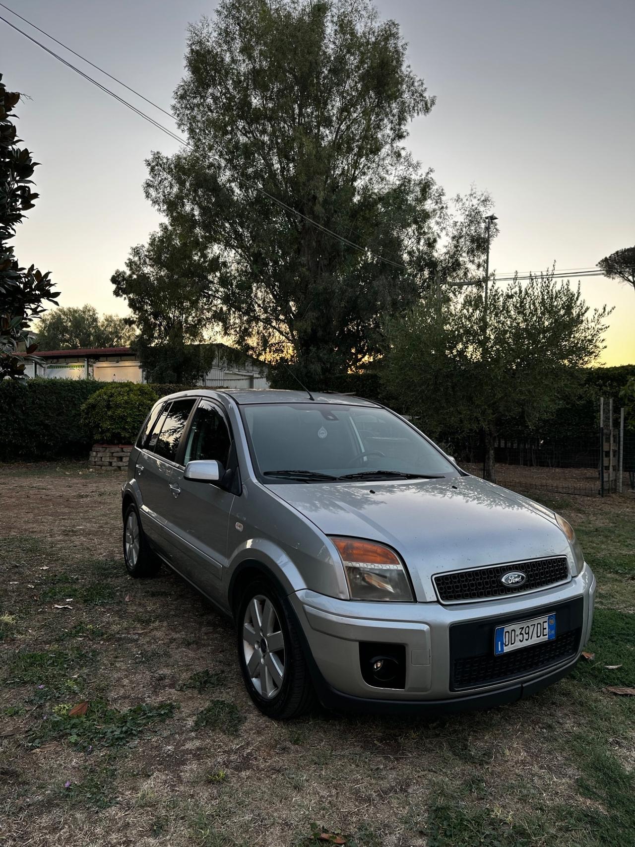 Ford Fusion 1.6 TDCi 5p. Collection