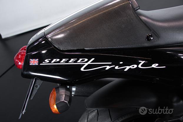 Triumph Speed Triple 900 - 1995