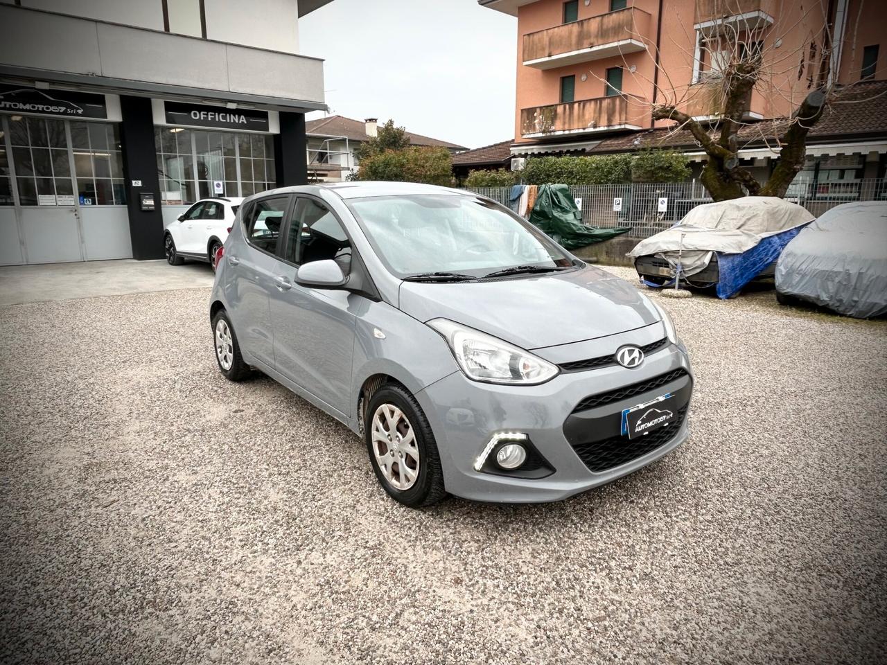 Hyundai i10 1.0 5p UNIPROPR. - NEOPATENTATI