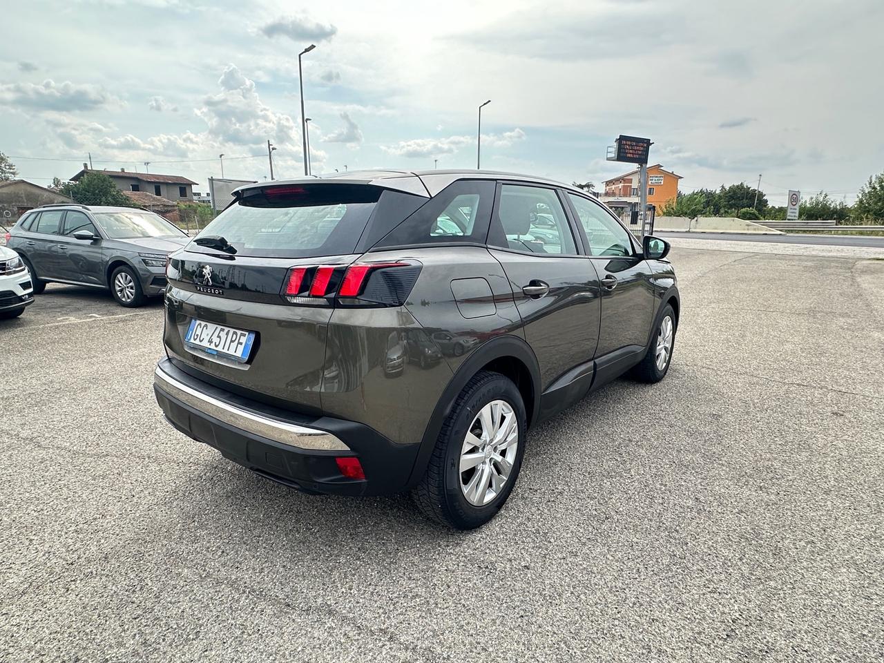 Peugeot 3008 1.5 BlueHDi 130 S&S Business - 2020