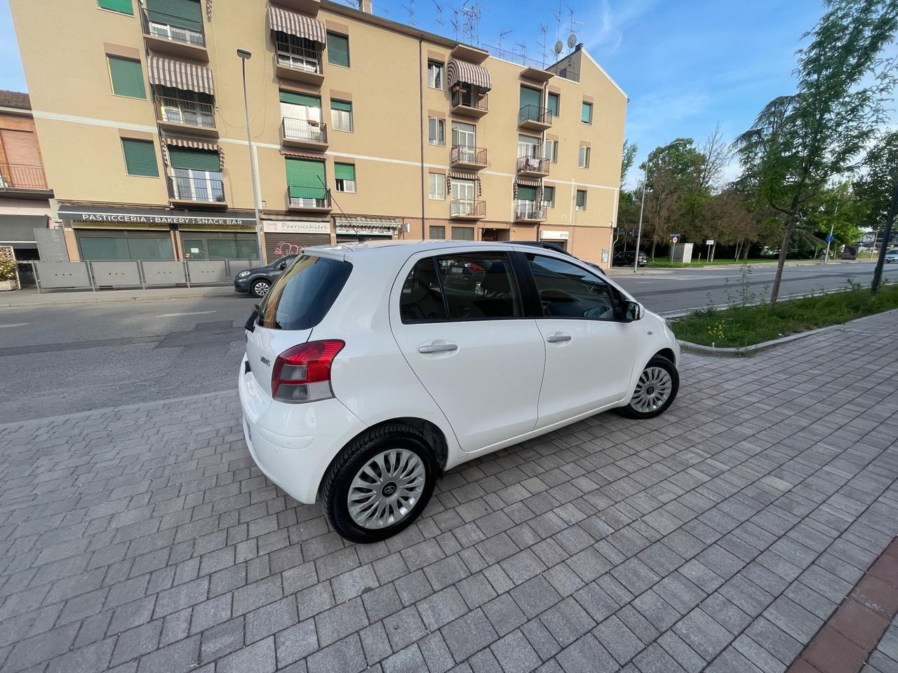 Toyota Yaris 1.4 D-4D DPF 5 porte M-MT Sol