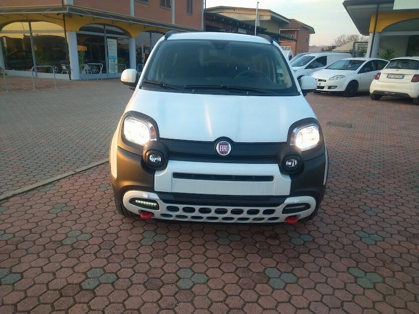 Fiat Panda 1.0 FireFly S&S Hybrid MOD. Cross * SENZA VINCOLO DI FINANZIAMENTO *