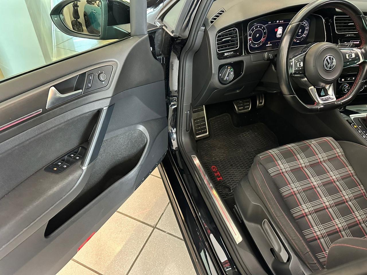 Volkswagen Golf GTI Golf GTI PERFORMANCE 2.0 245CV DSG