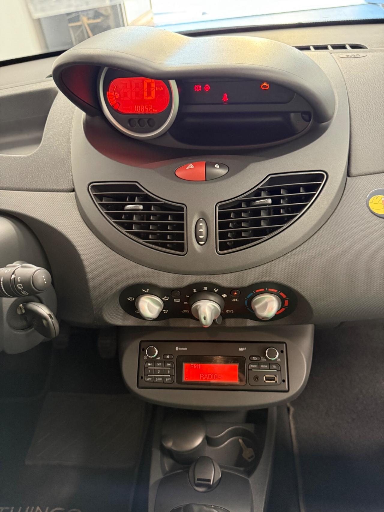 Renault Twingo 1.2 16V Live SOLO 10.000 KM!!!