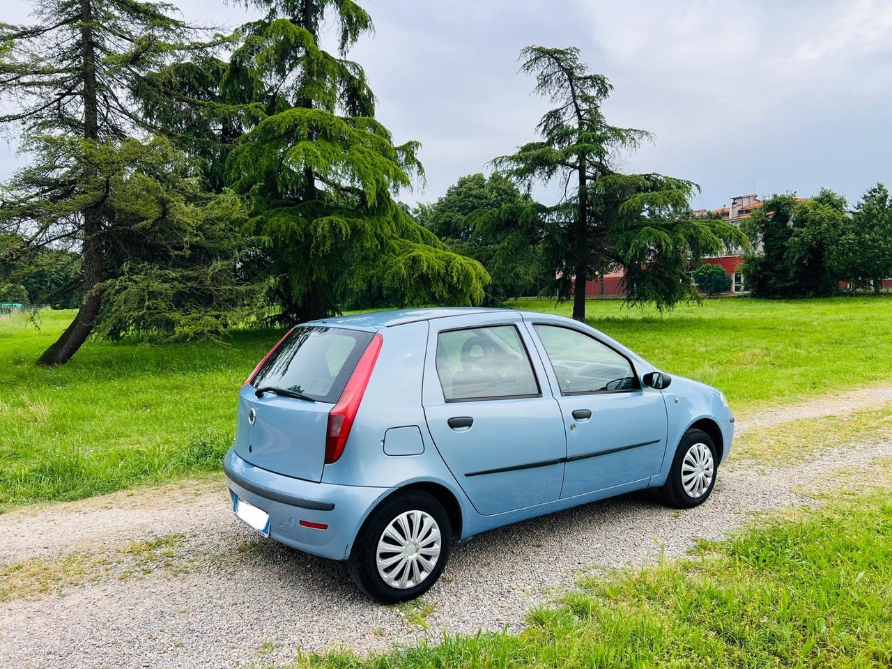 Fiat Punto 1.2 CON 12 MESI DI GARANZIA