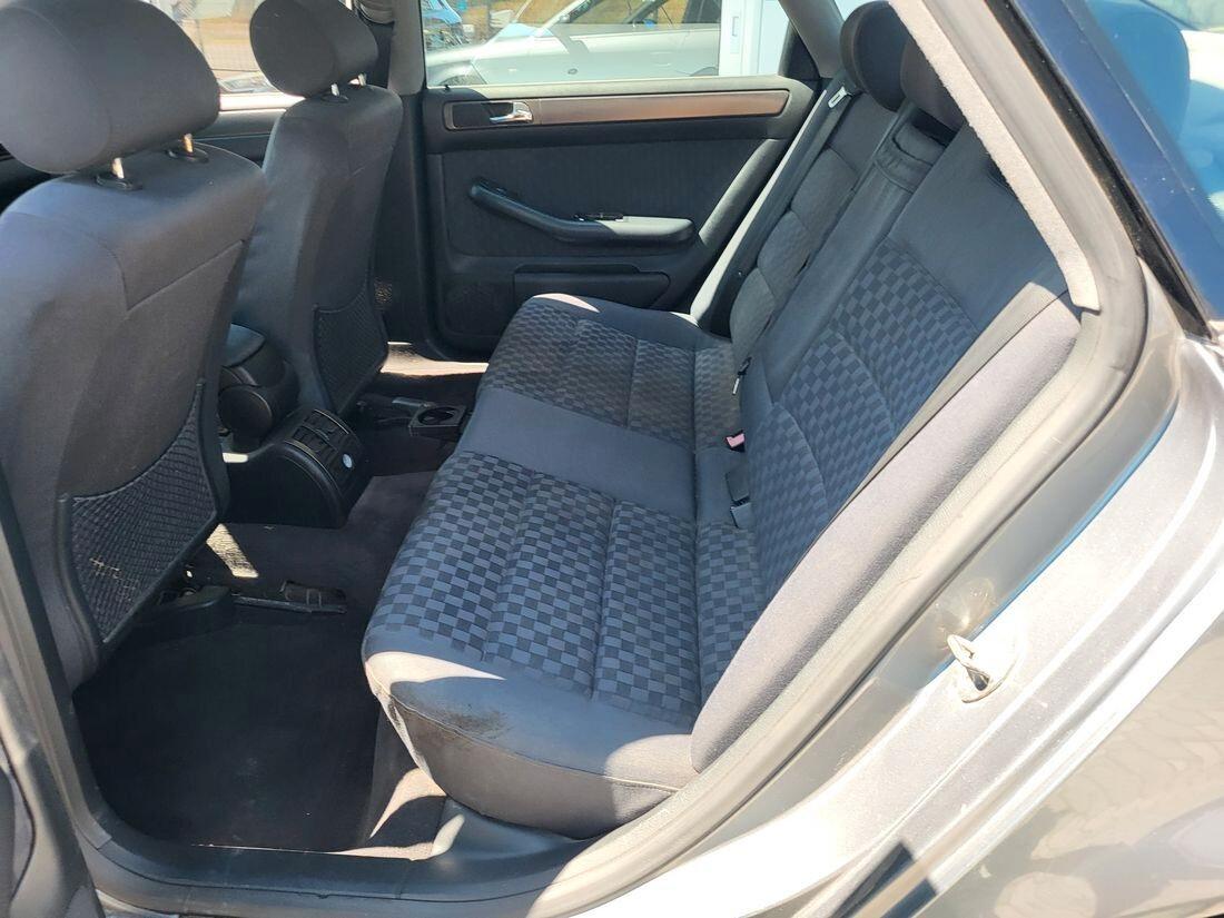 Audi A6 1.9 TDI 110 cv - BERLINA cat Ambition