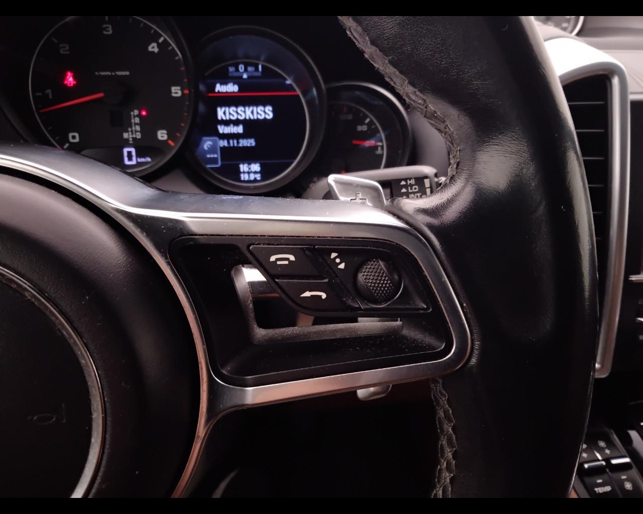 PORSCHE Cayenne II 2015 - Cayenne 3.0 tiptronic