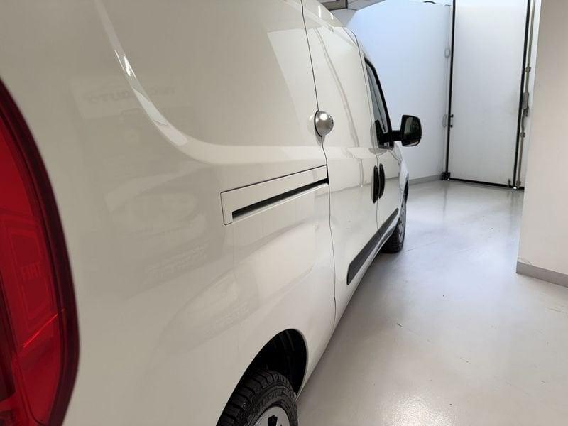 FIAT Doblò 1.6 MJT 105CV PL-TN Cargo Maxi Lamierato SX