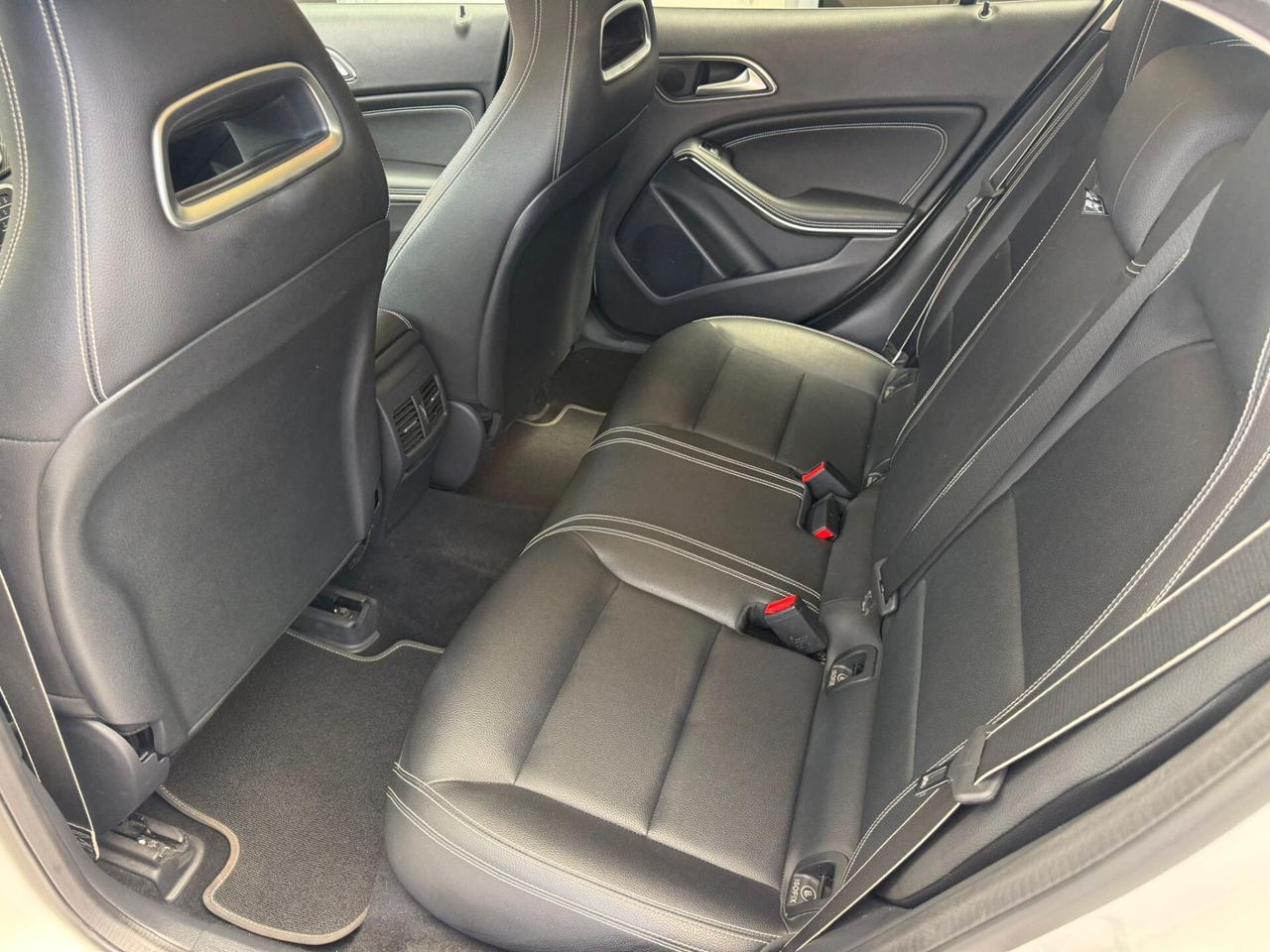 Mercedes-benz GLA 200 d Automatic NIGHT EDITION