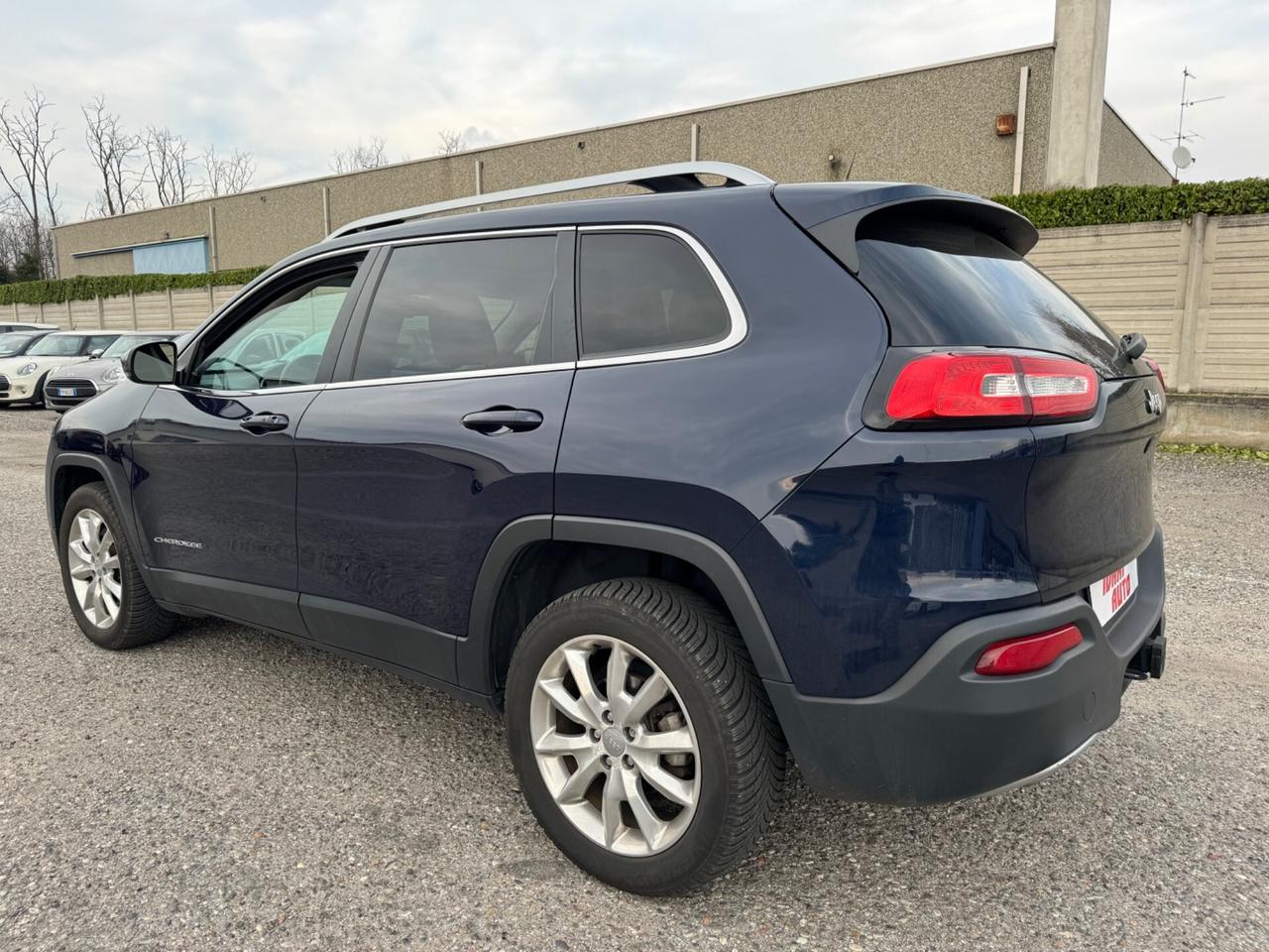 JEEP CHEROKEE 2.4 L LIMITED AUTO