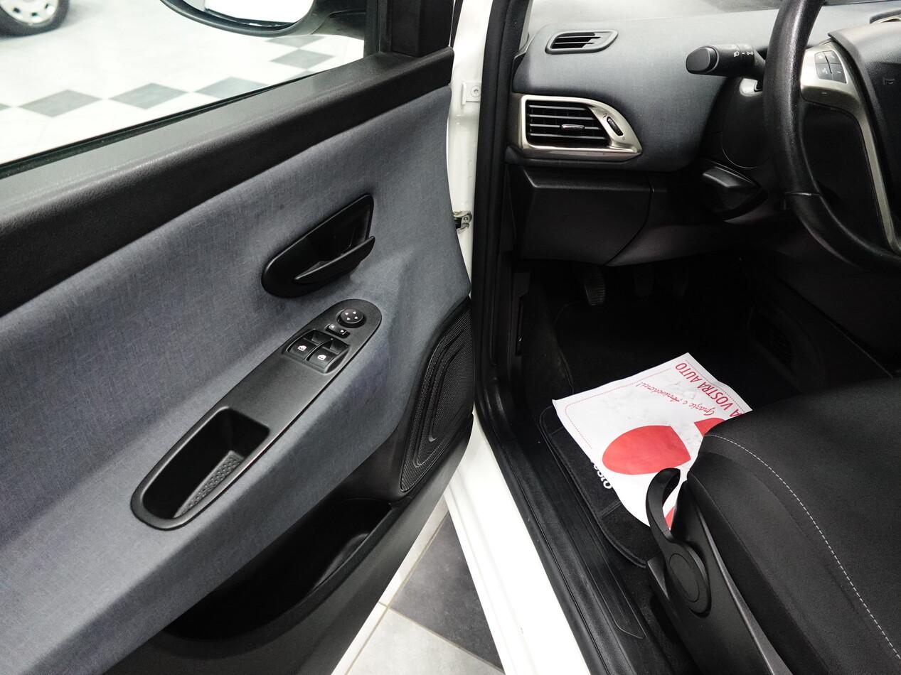 Lancia Ypsilon III 1.0 FIREFLY HYBRID 70 CV GOLD