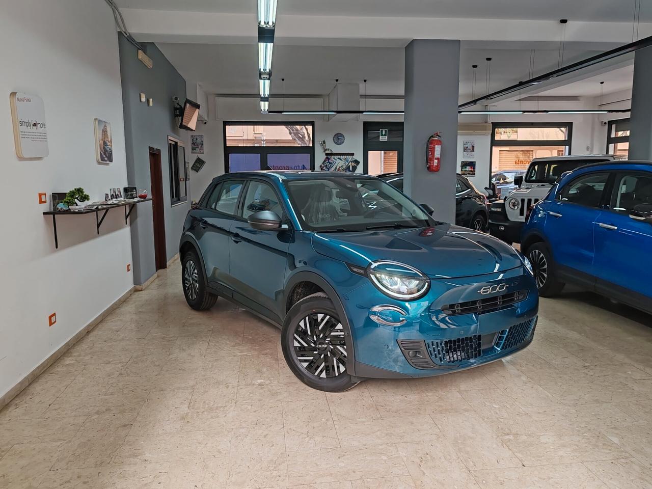 Fiat 600 Hybrid DCT MHEV Pack Comfort Km0