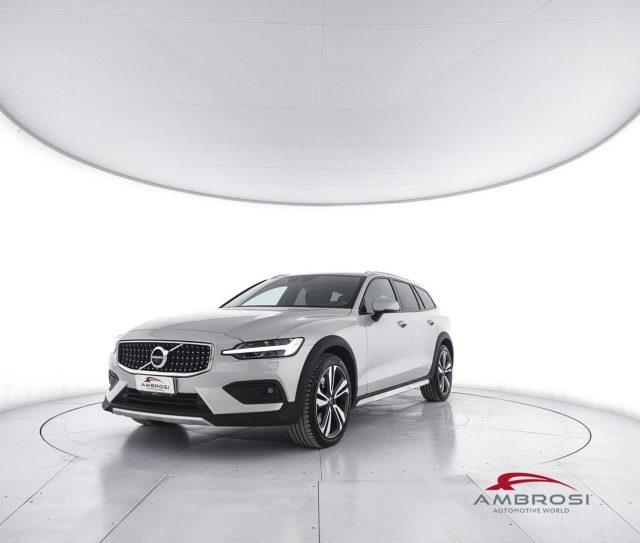 VOLVO V60 Cross Country D4 AWD Geartronic Business Plus