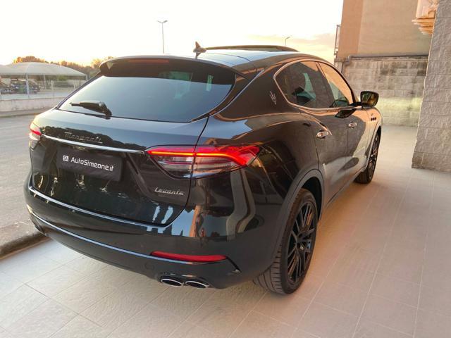 MASERATI Levante MHEV 330 CV AWD GT ULTIMA TETTO APR/PAN.