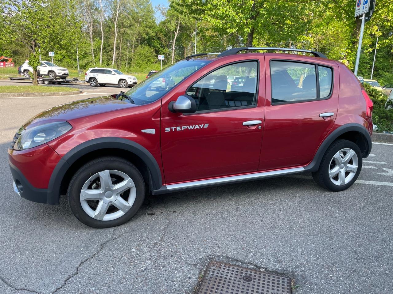 Dacia Sandero Stepway 1.6 8V 90CV* Neo patentati *