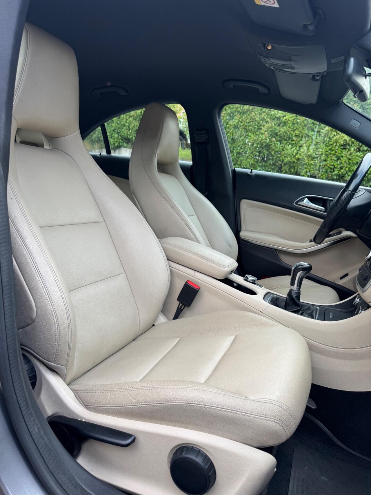 Mercedes-benz CLA 200 CLA 200 CDI Premium
