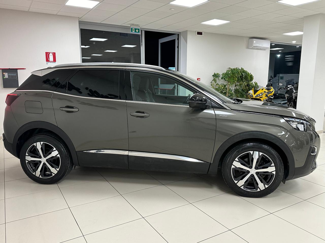 Peugeot 3008 BlueHDi 130 S&S EAT8 GT Line - 2020