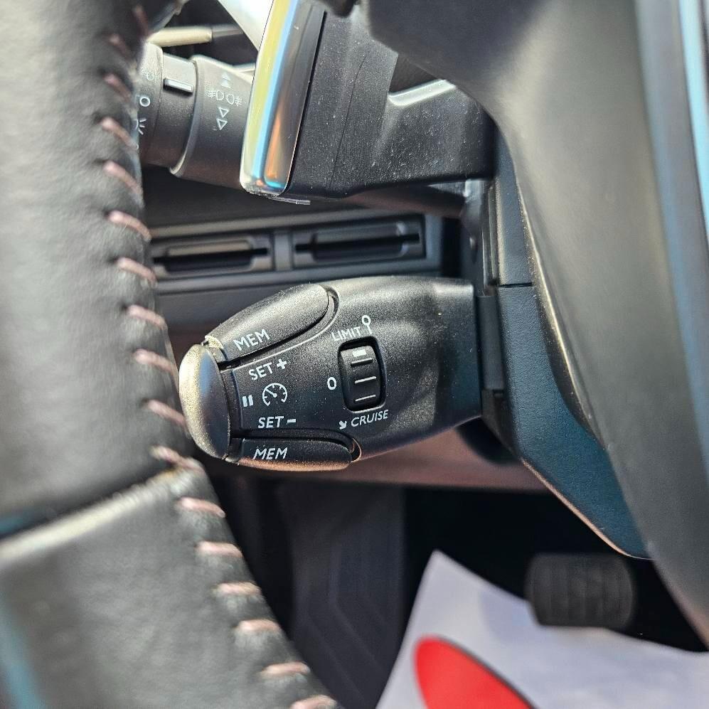 Peugeot 3008 HDi 130cv EAT8 2020 NAV+RETROCAMERA