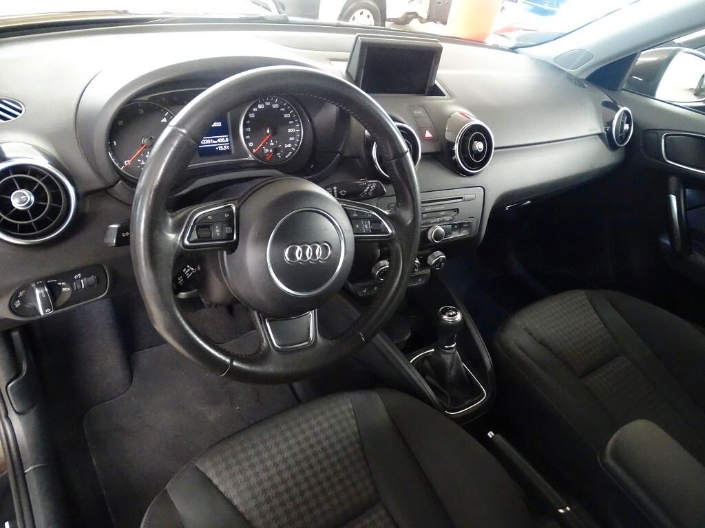 Audi A1 SPB 1.6 TDI Ambition 90 CV Xenon neopatentati