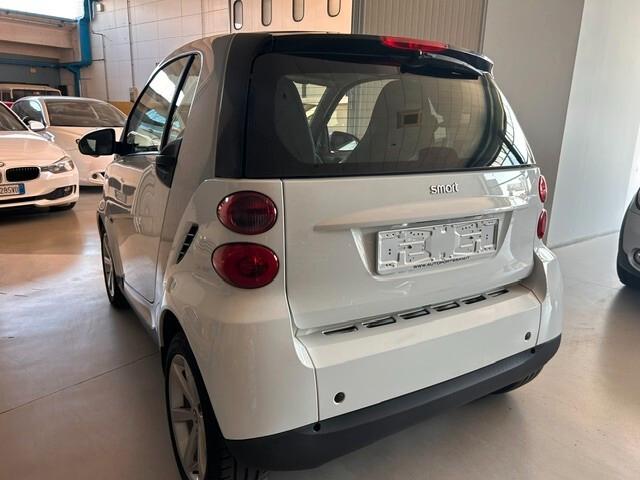 Smart ForTwo 1000 52 kW coupé passion