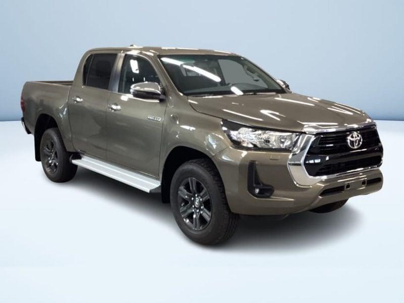 Toyota Hilux 2.4D M DC 4WD LNG MY23