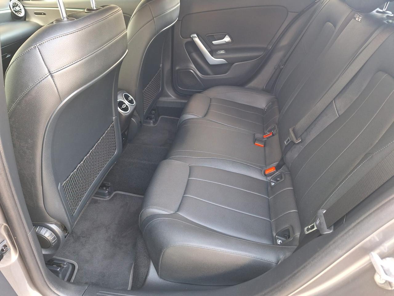 Mercedes-benz A 180 d Automatic AMG Line Premium